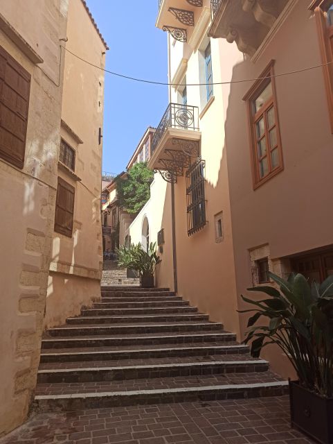 Chania Old Town: Artisans & Sightseeing Walking Tour - Watching Phyllo Being Made (So You Know What You’re Tasting)