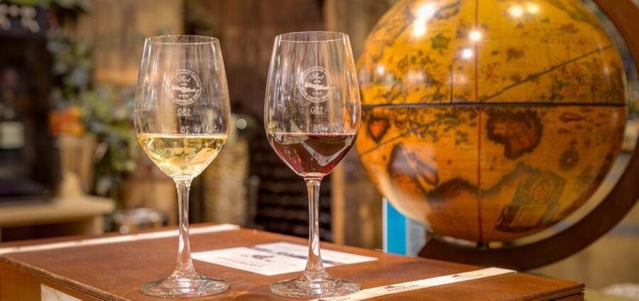 Chania: Private Guided Food and Wine Walking Tour with Lunch - Chania’s Old Town Food Stops, Without the Tourist Traps