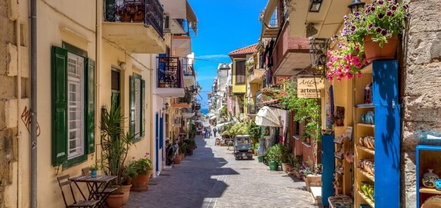 Chania: Private Guided Food and Wine Walking Tour with Lunch - Price and value of a private Chania food and wine walking tour