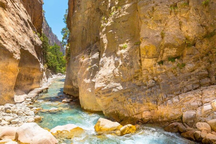 From Chania: Samariá Gorge Guided Hike - From Chania To Omalos: Morning Pickup and the White Mountains Drive