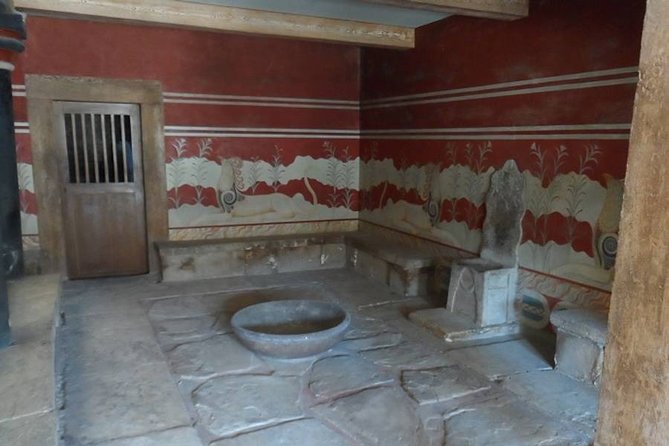 Full-Day Knossos and Heraklion Tour from Chania and Rethymno - The museum question: what’s included, what’s on your own