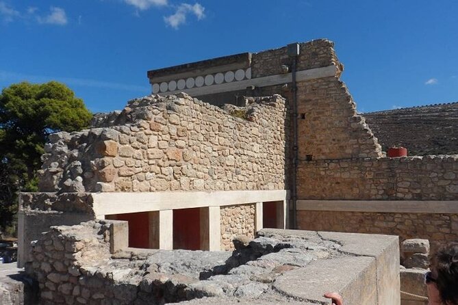 Full-Day Knossos and Heraklion Tour from Chania and Rethymno - Heraklion old town: the city walk that anchors the day