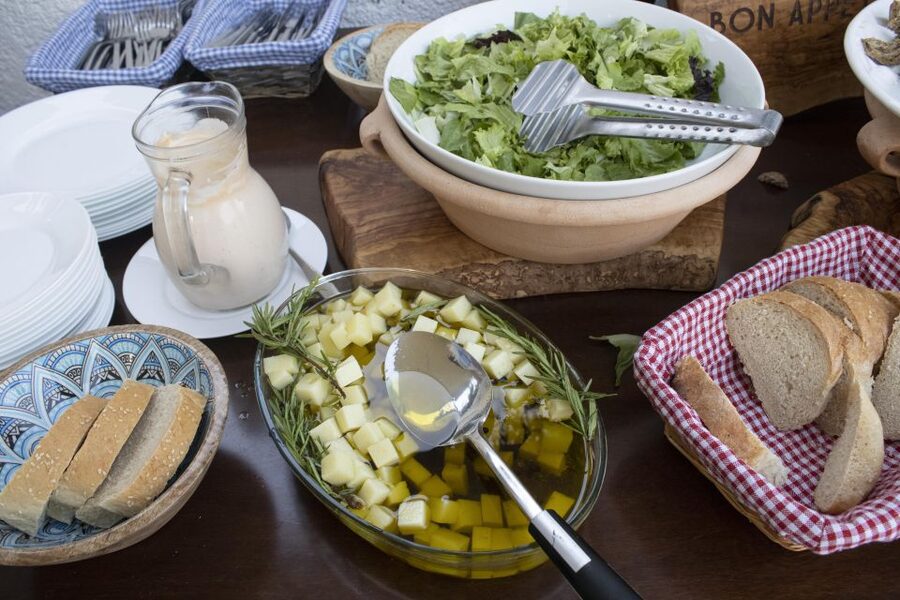 Kissamos: Greek Night with Buffet Dinner and Plate Smashing - The Cretan buffet: what you eat, and why it fits the story