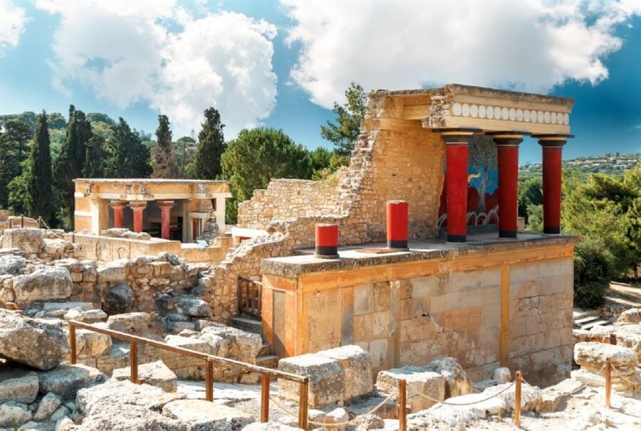 Knossos Palace, Museum & Heraklion City Tour From Chania - Myths of Minos and the Minotaur: What the Guide Adds