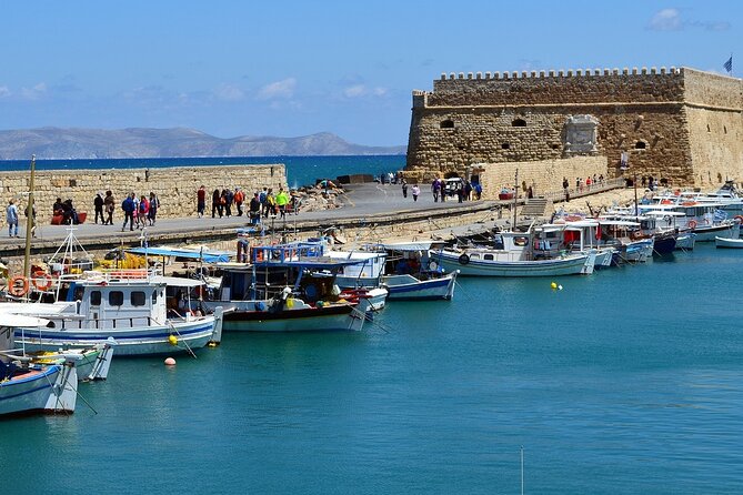 Private Tour Knossos Palace-Archaeological Museum-Heraklion Town - Price and value: what $830.84 covers for up to 4