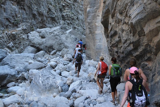 Samaria Gorge Hike - The crucial pre-hike moment at Xyloskalo (breakfast, toilet, and entrance timing)