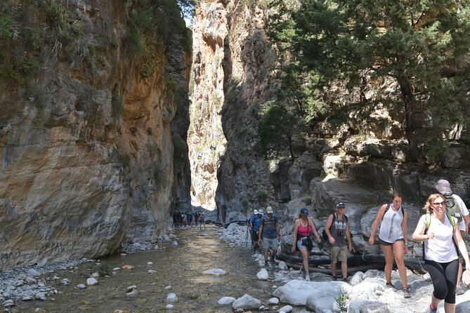 Samaria Gorge Hike - Omalos and why the breaks keep the day enjoyable