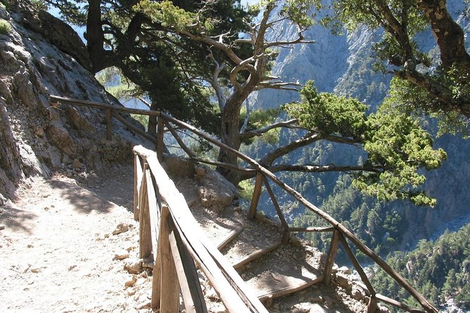 Samaria Gorge Trek: Full-Day Excursion from Rethymno with Guide - The Samaria Gorge descent: what you’re really signing up for