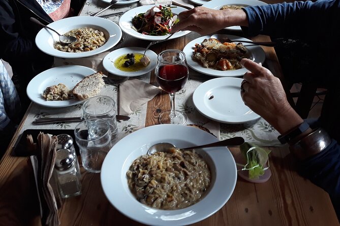 Wine & Olive Oil Tour with lunch at the White Mountains - Southbound by 4WD: Sebronas Gorge Roads and the White Mountains Approach